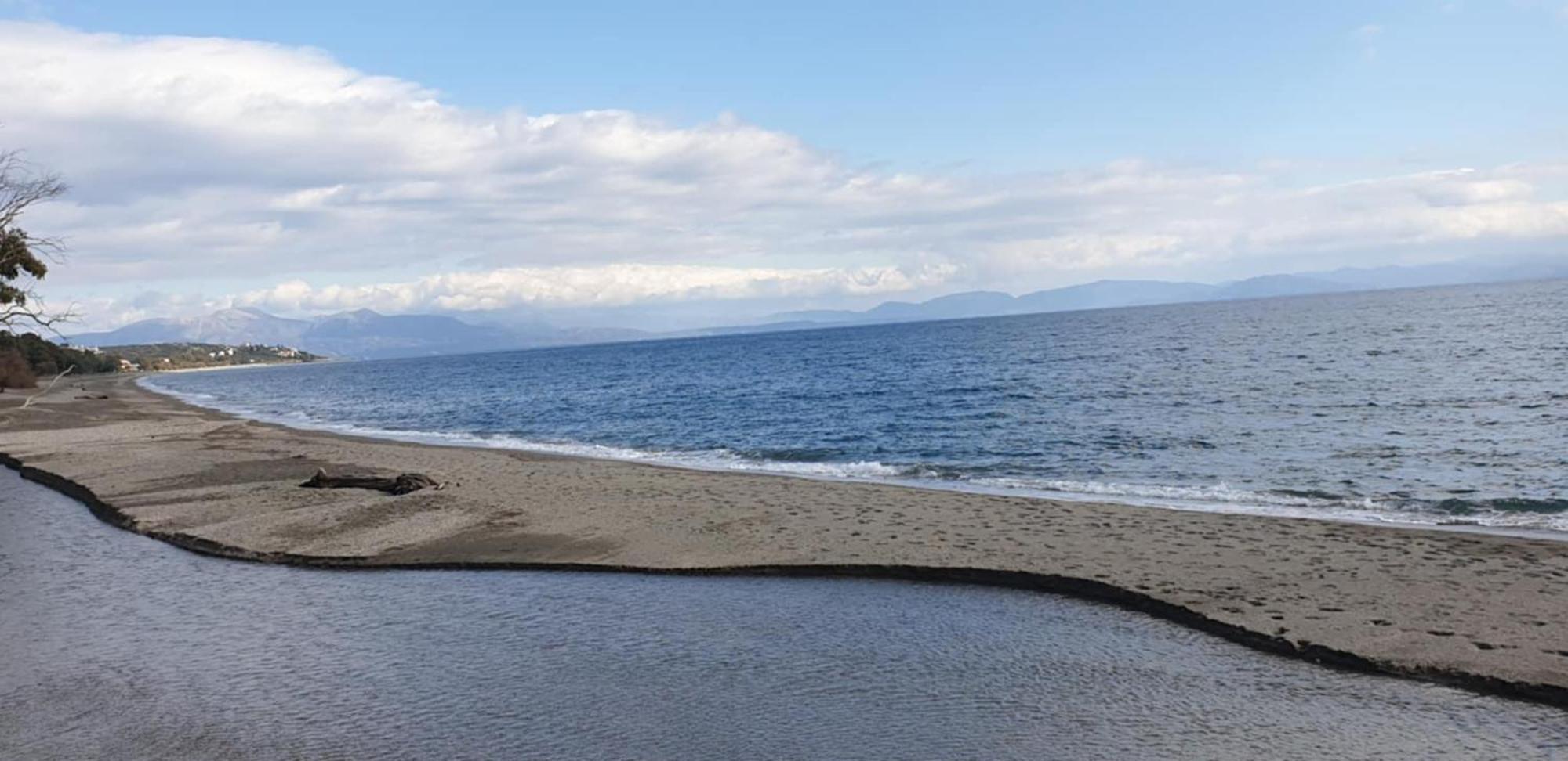 La Familia Luxury Private Maisonettes Near The Sea Gythio Luaran gambar